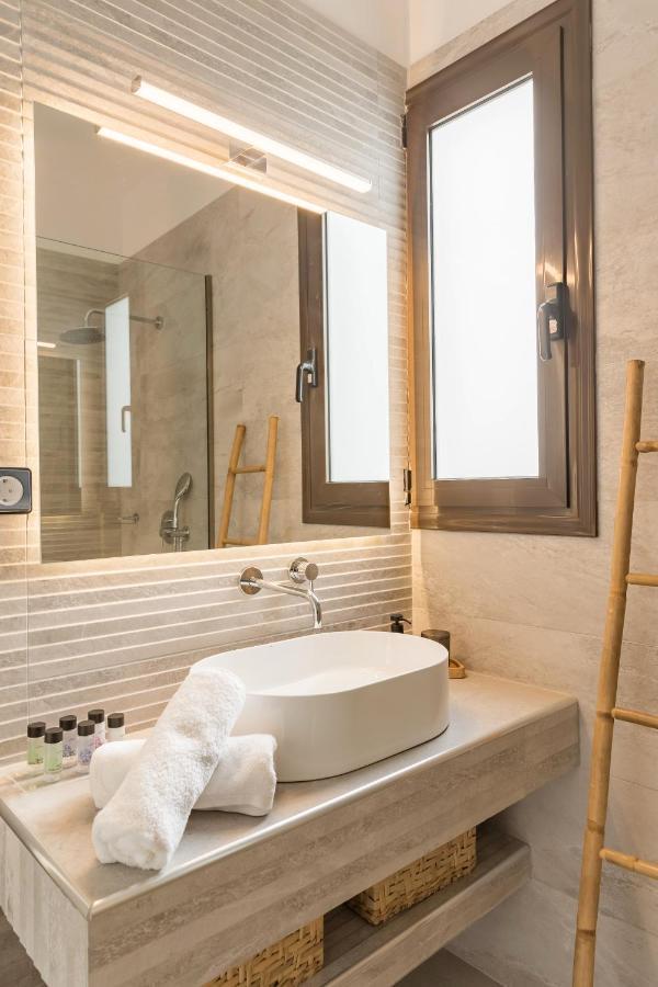 Villa Santa Maria With Private Pool And Sea View *