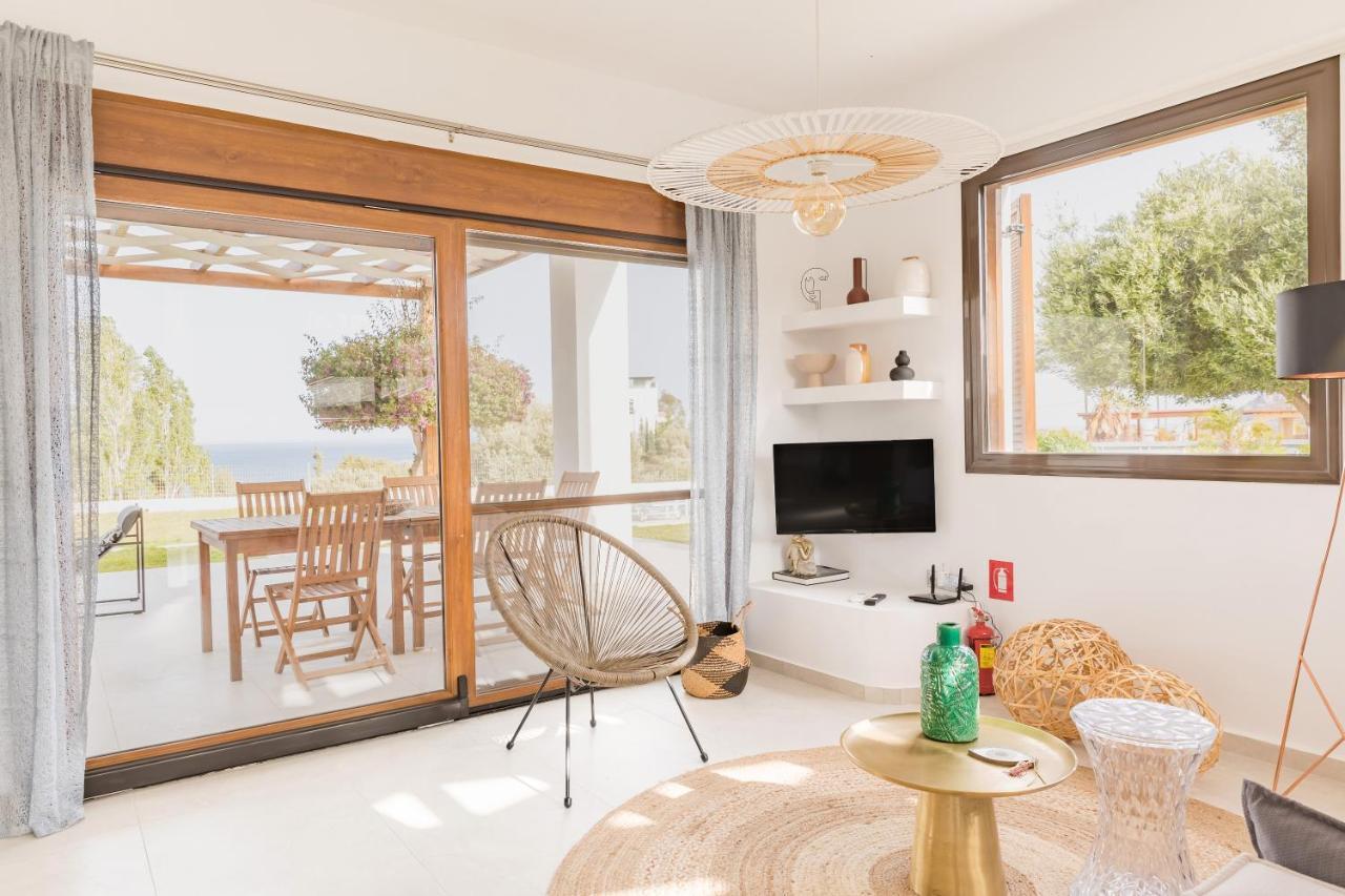 Santa Maria With Private Pool And Sea View
